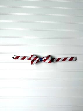 Patriotic American Flag Bow Tie - Red, White & Blue